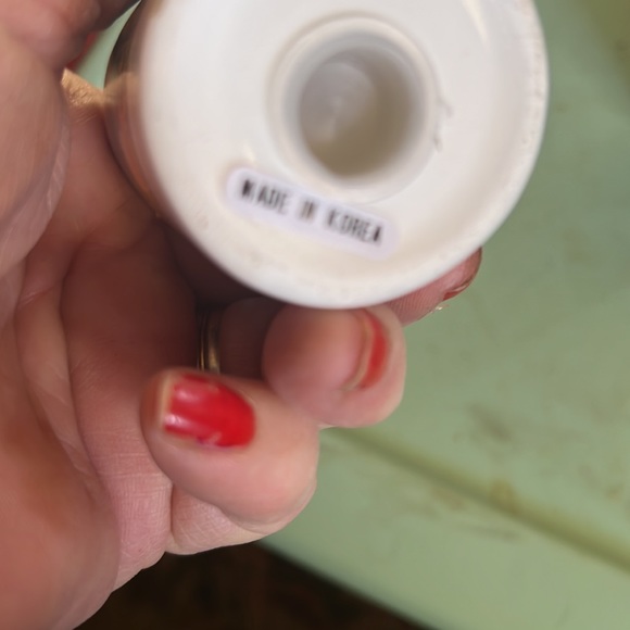 Salt and pepper shakers - Picture 3 of 3